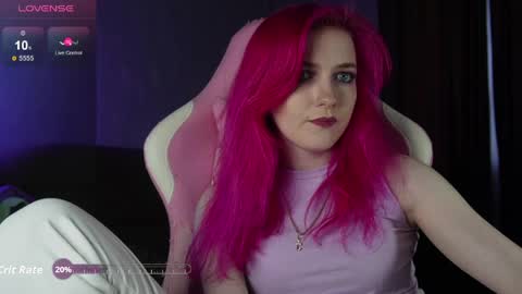 Hannah online show from April 8, 3:58 pm