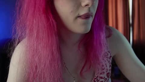 Hannah online show from March 22, 2:45 pm