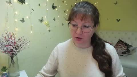Vanessa online show from May 4, 5:00 am