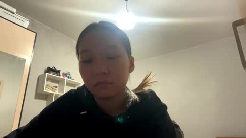 Snapshot of oracowee chatting on October 9, 3:38 pm Miha online show from October 9, 3:38 pm