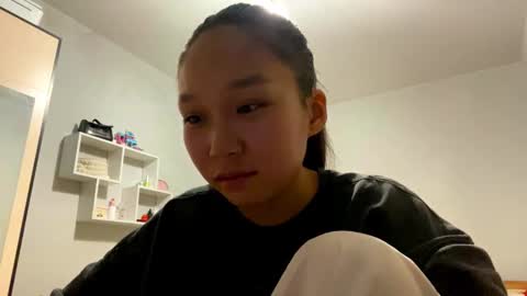 Snapshot of oracowee chatting on September 22, 3:10 pm Miha online show from September 22, 3:10 pm