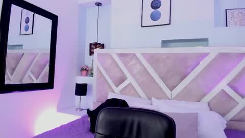 Miss Guzman  online show from May 26, 3:39 am