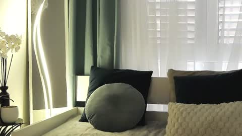 orianawade online show from June 24, 5:28 am