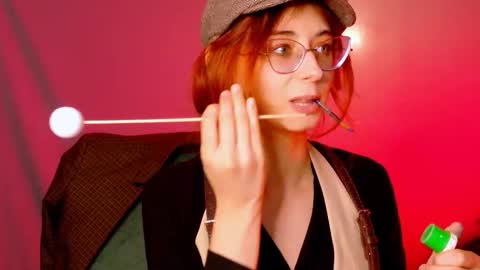 Orianna -  Hi Im into geek culture cosplay crafting LARP games. Shall we play DnD online show from September 19, 3:11 pm