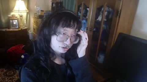 oro  they  them  online show from April 26, 1:58 am