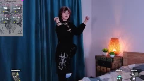 Ashley online show from October 3, 7:30 pm