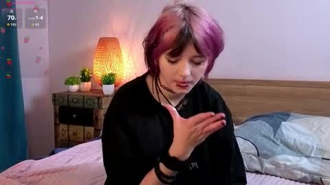 Ashley online show from November 10, 5:52 pm