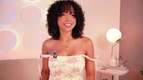 Oshun  online show from March 25, 12:41 pm