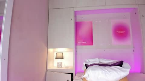 oshun_444 online show from May 22, 2:26 pm