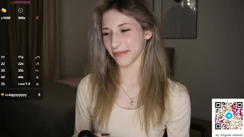 Anne online show from April 3, 12:30 am