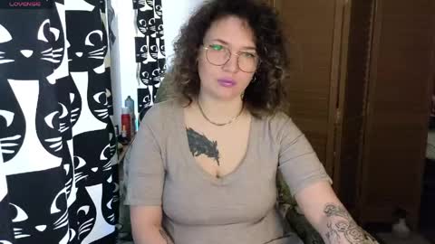 ozalin online show from May 25, 8:13 am