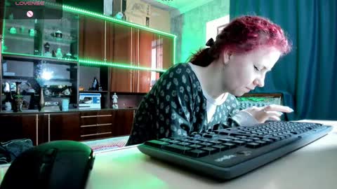 Ella online show from February 9, 6:11 am