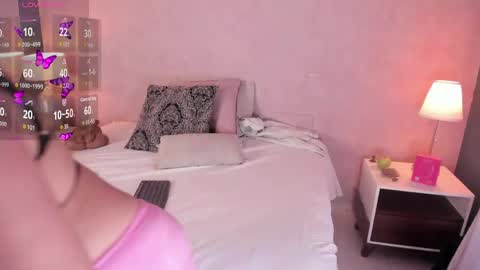 PaIIgePeach online show from May 25, 6:29 pm