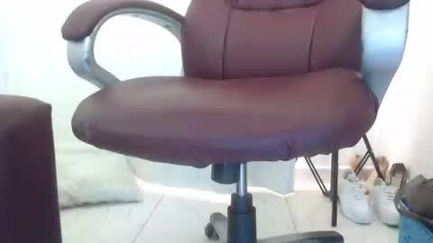 paiper online show from March 13, 7:26 pm