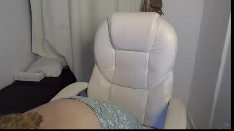 paiper online show from October 11, 11:51 pm