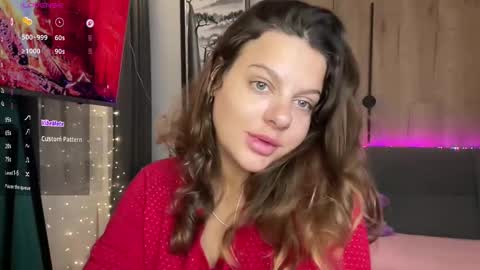 Marina online show from October 20, 3:59 pm