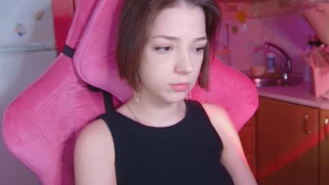 Pam online show from May 26, 2:49 pm