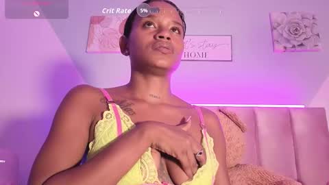 Pamela online show from November 18, 9:05 pm