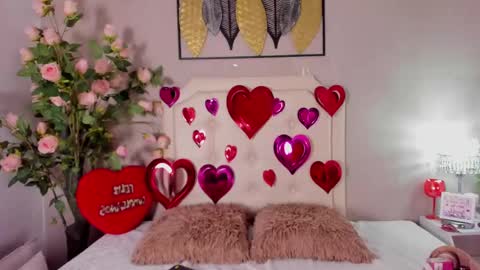 Pamela Duque  online show from February 13, 4:00 am