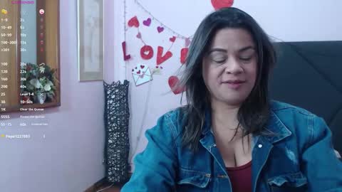 pamela_echeverria online show from April 28, 11:14 am