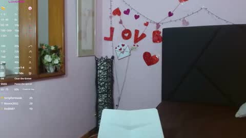 pamela_echeverria online show from May 11, 2:45 pm