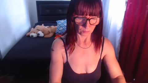 Pamela Jagger online show from May 8, 8:10 pm