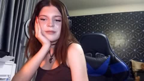 Pamela online show from October 3, 2:11 pm