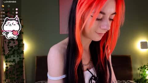 Molly online show from February 3, 7:31 pm