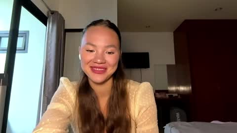 Kamila online show from April 6, 3:17 am