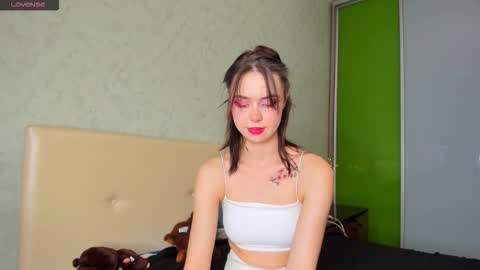Sally online show from September 23, 2:10 am