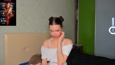 Sally online show from October 2, 2:49 am