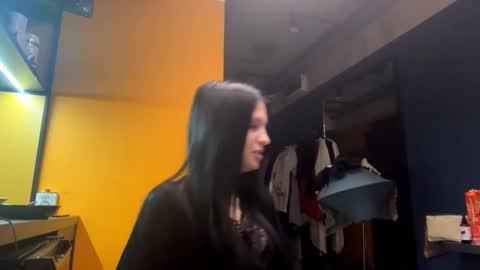 Kate online show from April 3, 5:22 pm