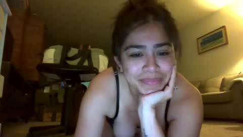 Snapshot of pancakepeachez chatting on March 8, 3:59 am PancakePeachez online show from March 8, 3:59 am