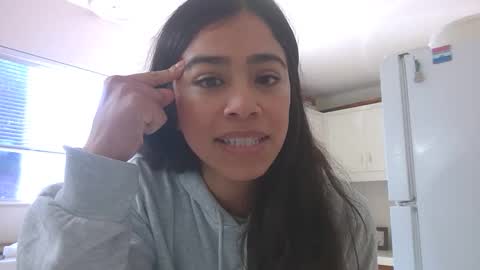 Snapshot of pancakepeachez chatting on December 4, 6:28 pm PancakePeachez online show from December 4, 6:28 pm