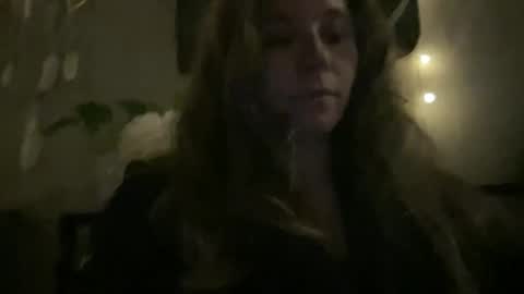 Pantiesofthefae online show from May 21, 9:51 am