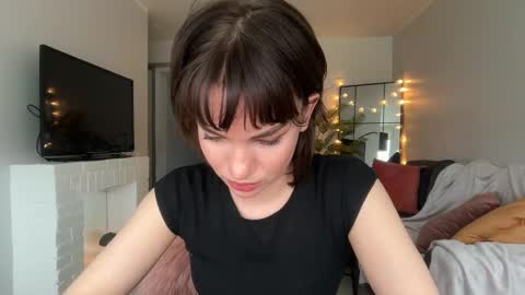 Snapshot of pantykrist chatting on October 4, 1:39 pm Kristina Kriss online show from October 4, 1:39 pm