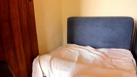 paoguerrax354 online show from December 21, 4:33 pm