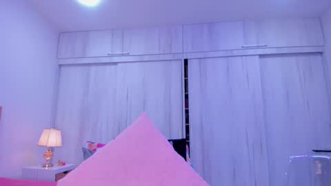 Paola  online show from December 14, 7:03 pm
