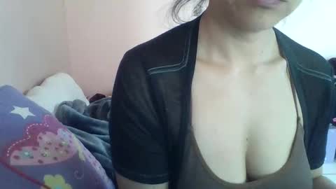 paolamz10 online show from April 4, 8:51 pm