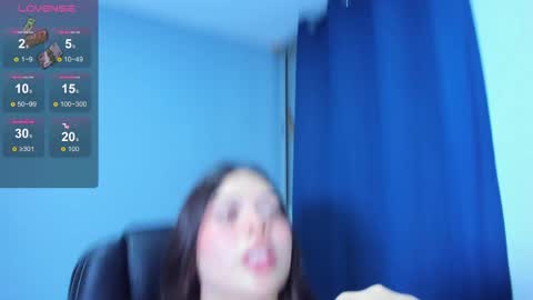Amy and my doll online show from May 27, 12:10 am