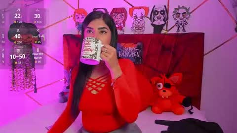 paris_evans_01 online show from October 29, 3:04 pm