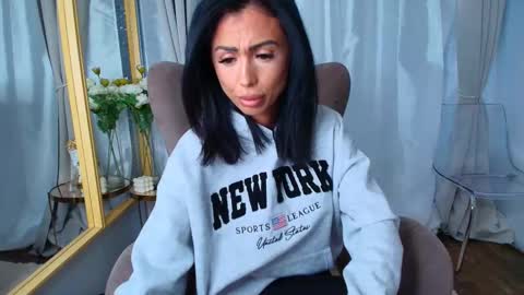 Paris online show from March 23, 5:46 am