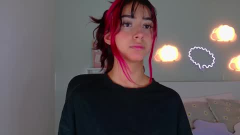 PARIS online show from October 4, 12:00 pm