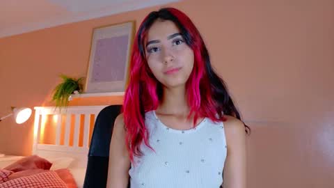 PARIS online show from September 15, 11:40 am