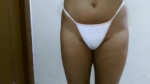 parneetu_642 online show from May 9, 5:09 am