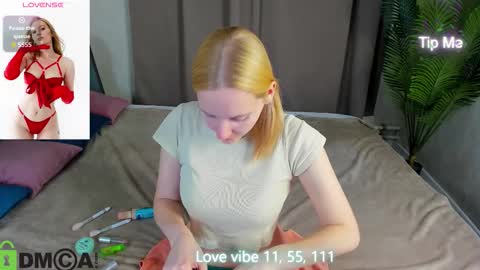 patr1cia_hart online show from December 14, 11:32 pm