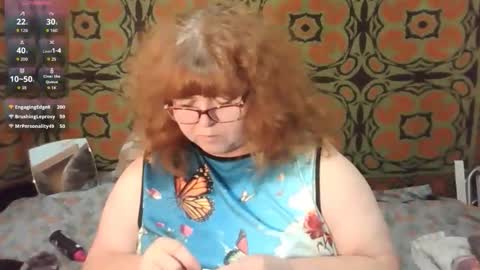 PatsyORose online show from October 10, 4:06 am