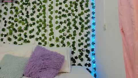 paulina online show from September 25, 10:58 am