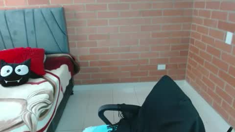 paula__117 online show from May 20, 9:23 pm
