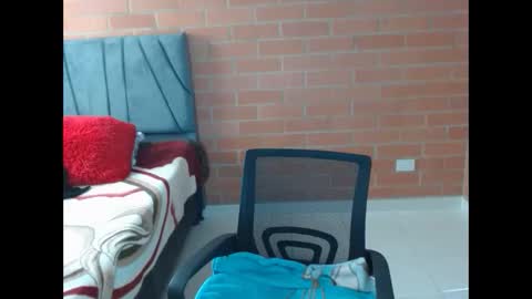paula__117 online show from May 16, 8:08 pm